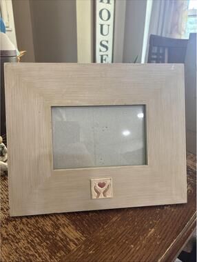 Willow Tree 4x 6 Frame Susan Lordi Heart And Hands  Painted Picture Photo